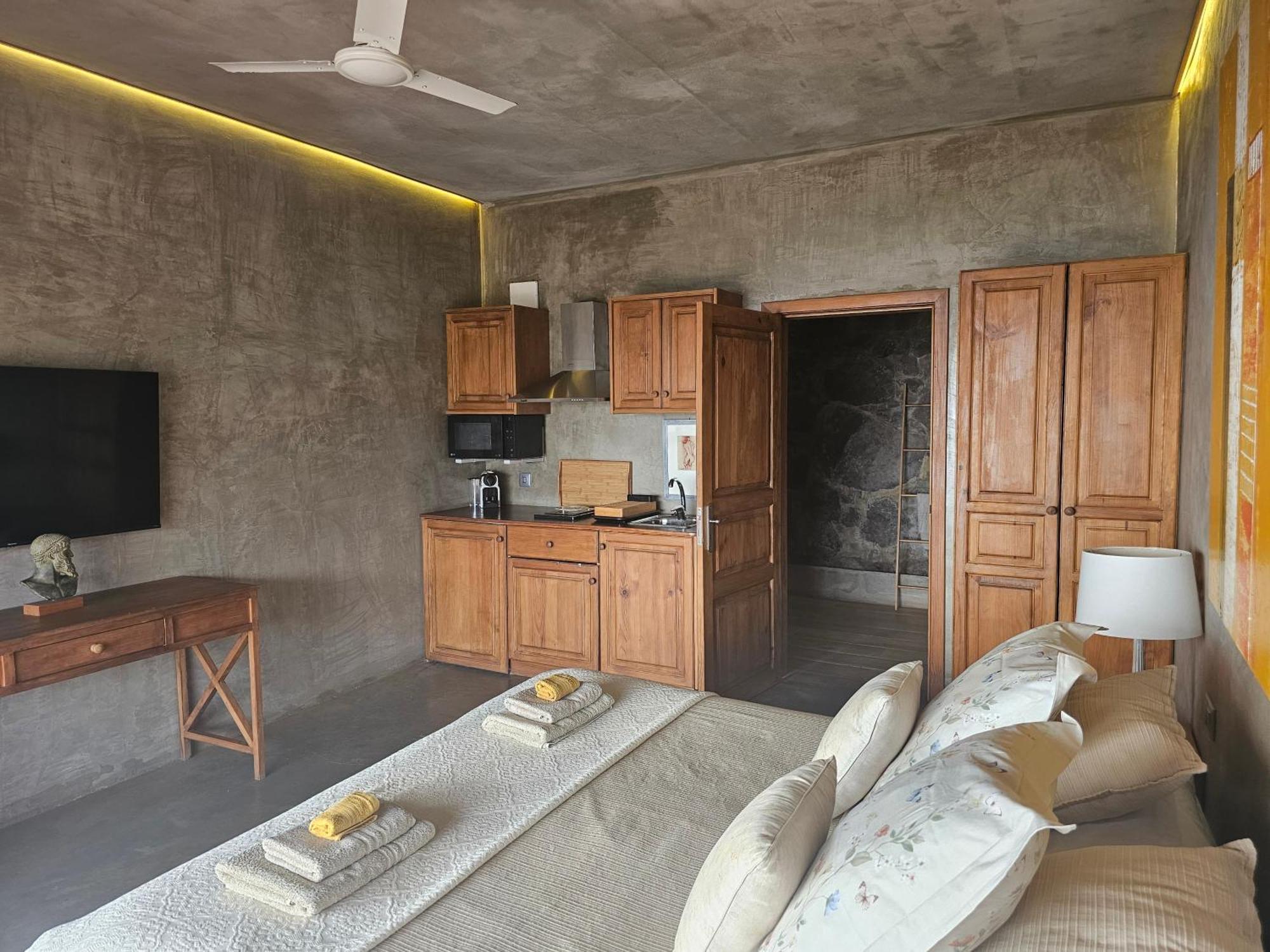 Les Terrasses Suites กัลเลตา ภายนอก รูปภาพ