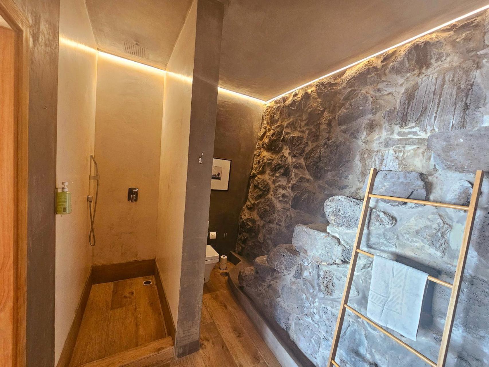 Les Terrasses Suites กัลเลตา ภายนอก รูปภาพ